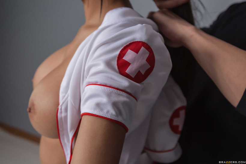 Watching Gia makes my PENIS feel good 05