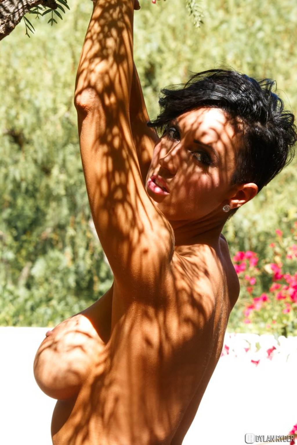 Dylan Ryder Showing Her Boobs Outdoors 03