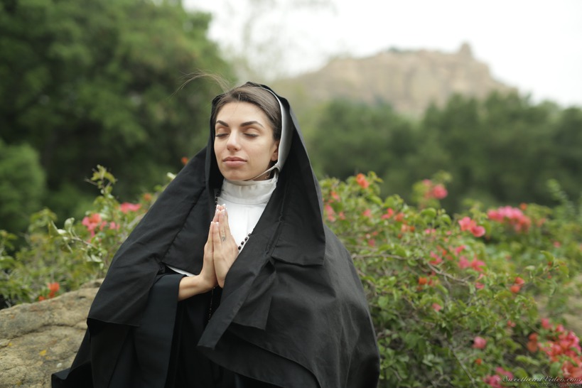 Confessions Of A Sinful Nun 00