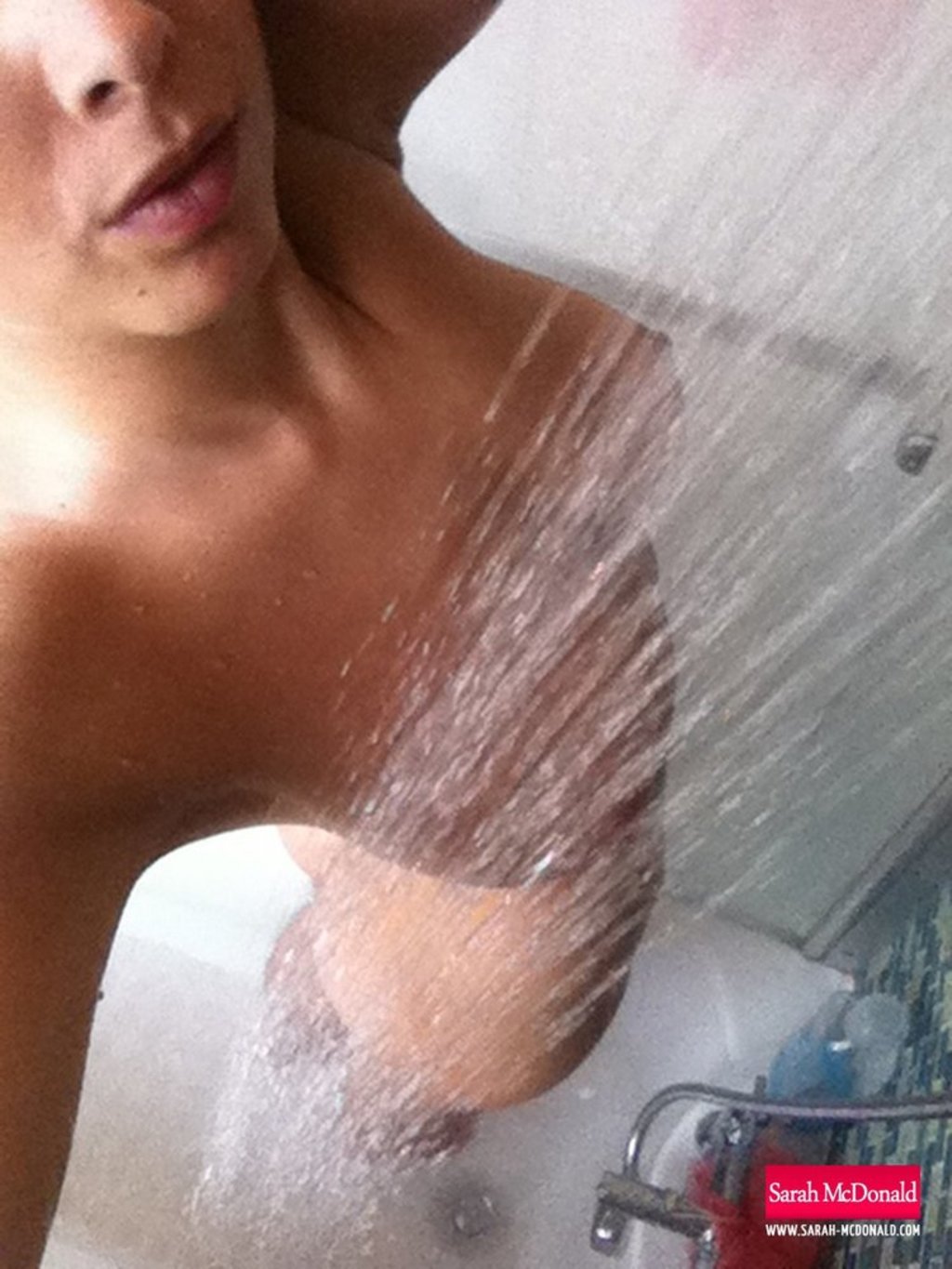 Boobs Selfie Unger The Shower 04