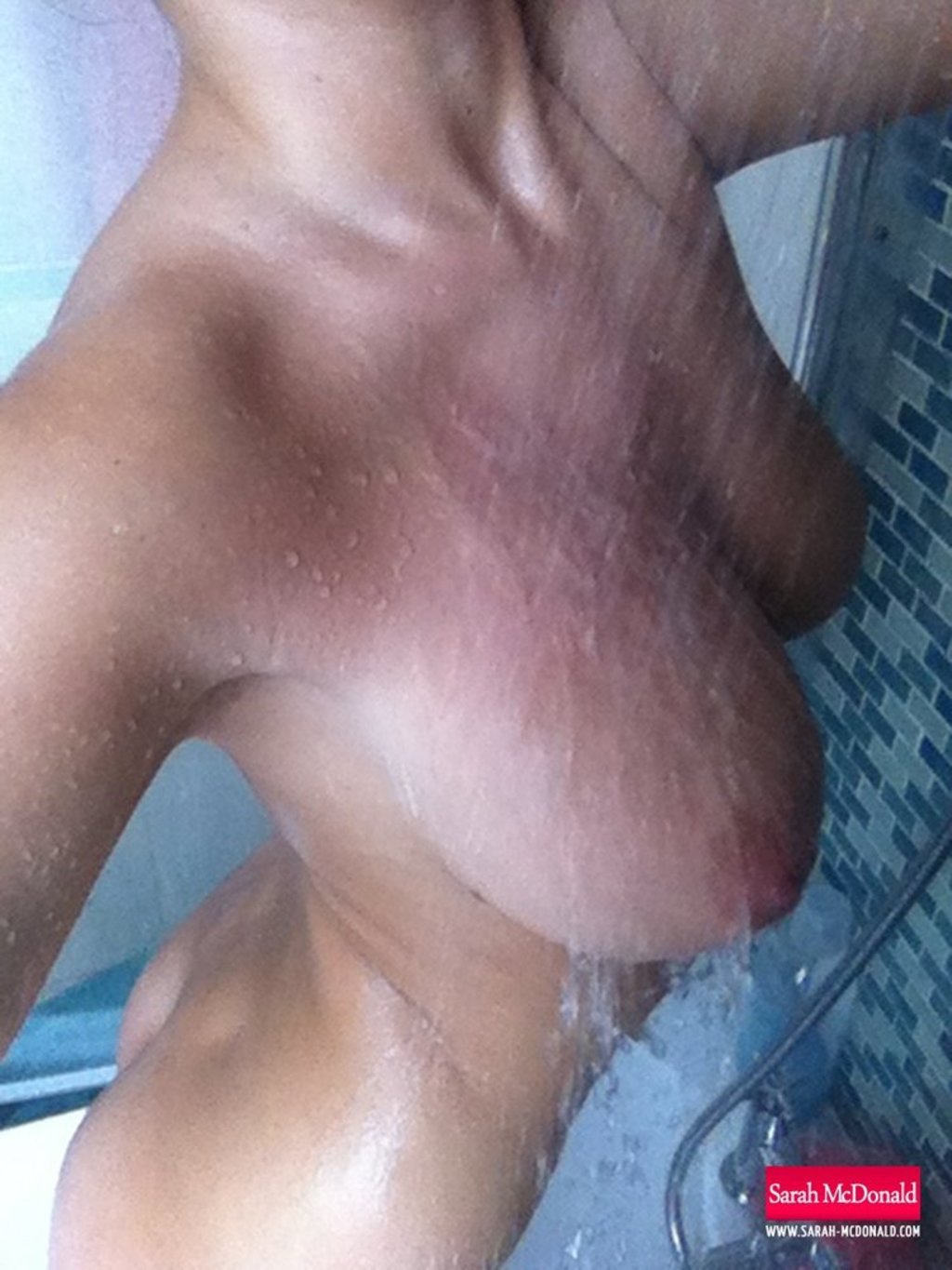 Boobs Selfie Unger The Shower 08