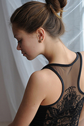 Liza Petite Teen Nude